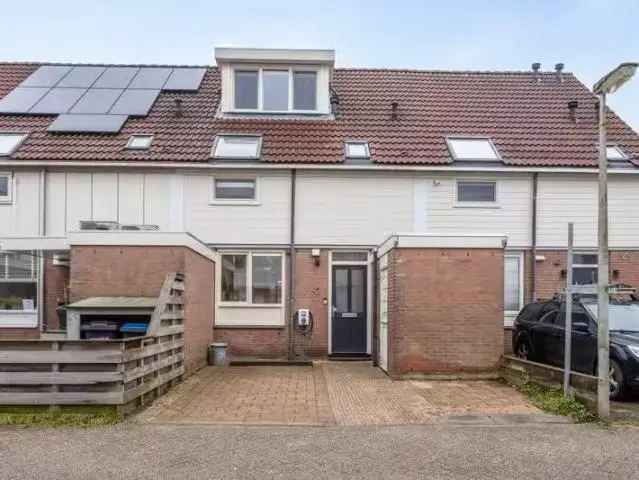 Zeisstraat 42 Purmerend: Modern huis 4 slaapkamers tuin