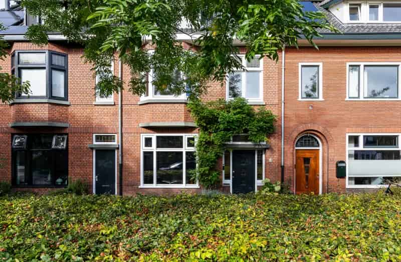 Herenhuis Eindhoven Jaren 30  5 slaapkamers Instapklaar