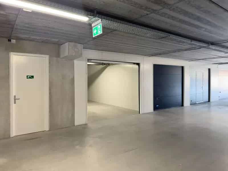 Garagebox Berkel en Rodenrijs te koop 33m²