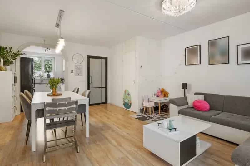 Huis te koop Aalst: 3 Lagen, Moderne Keuken, Luxe Badkamer, Zonnige Tuin