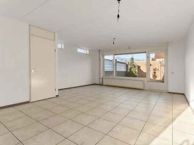 Huurwoning Almere 3 slaapkamers Garage Tuin