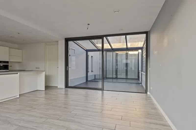 INSTAPKLARE Patiowoning A+++  Royale Woonkamer Moderne Keuken