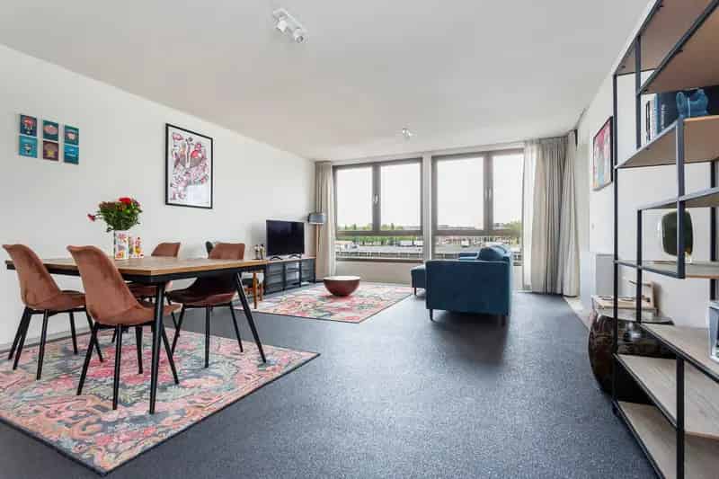 3 Kamer Appartement Rotterdam Lloydkwartier Uitzicht Schiehaven