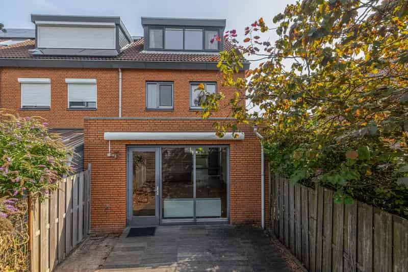 Huis te koop: 2e Lunarelaan 3 2909 PJ Capelle aan den IJssel | Funda