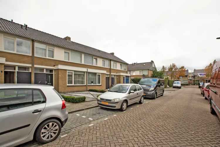 4 Slaapkamer Eengezinswoning Slotjes Midden