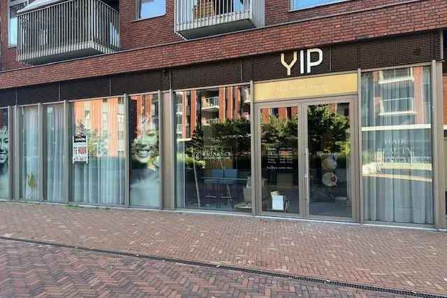 Winkel Eindhoven | Zoek winkels te huur: Meerzand 10 5658 LJ Eindhoven [funda in business]