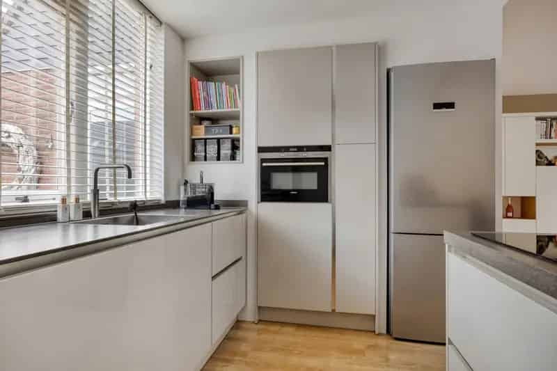 Huis te koop Pijnacker 4 slaapkamers moderne keuken zonnige tuin