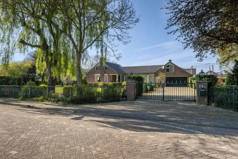 Landhuis te koop: Ruimte, rust en karakter
