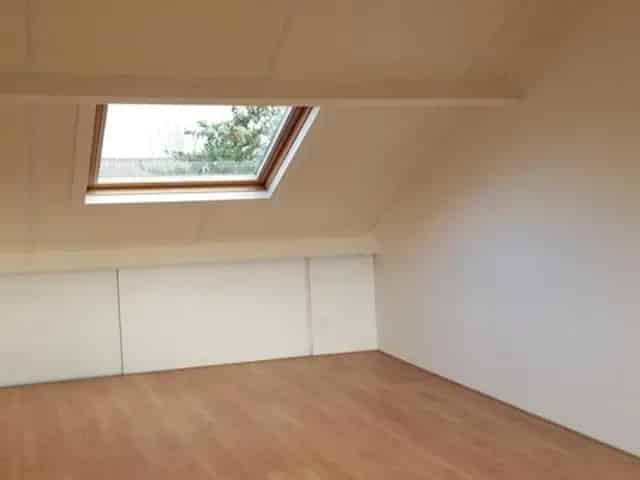 Huis Jan Palachstraat Eindhoven: 3 Slaapkamers, Moderne Badkamer, Airco