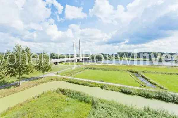 Ruim appartement Stadshagen Zwolle  Twee slaapkamers Balkon Uitzicht