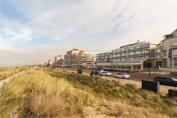 Appartement Noordwijk Koningin Wilhelmina Boulevard Zeezicht