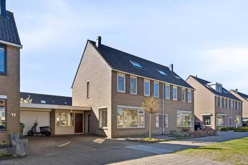 Tweekapper 4 slaapkamers Zuidtuin Bergse Plaat
