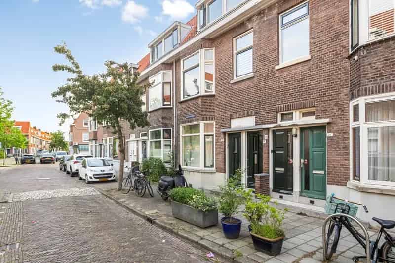 5 Kamer Bovenwoning Schiedam West Ruim Terras Balkon Eigen Berging