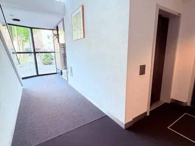 Appartement te huur Amsterdam Buitenveldert 2 slaapkamers grote tuin
