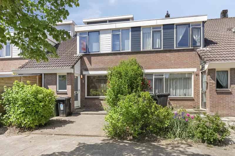 Ruime Eengezinswoning Rotterdam Ommoord 4 Slaapkamers Instapklaar