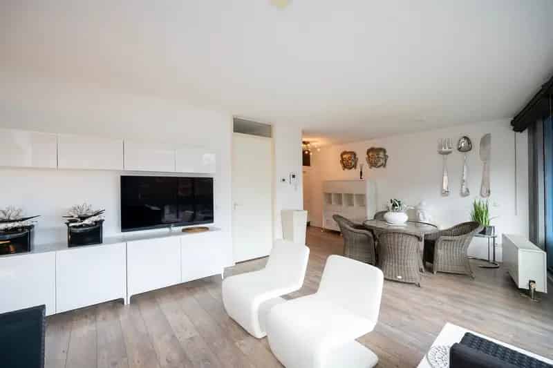 3-kamer appartement Almere Centrum nabij voorzieningen