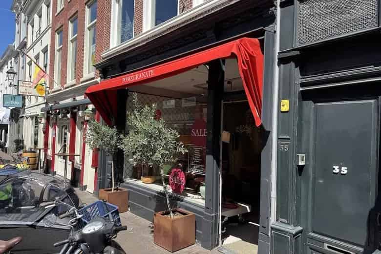 111m2 Winkelruimte te Huur Den Haag Centrum