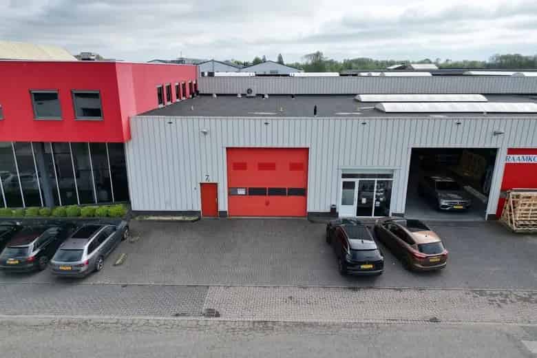 Bedrijfsruimte te huur Groot Ammers 150m2 Kantoor 50m2
