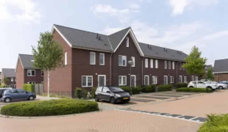 5 Kamer Tussenwoning Nederhorst den Berg 124m2 Tuin Zonnepanelen