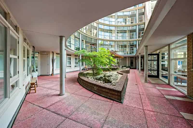 Appartement te koop Leidschendam  3 4 kamers groot balkon parkeerplaats