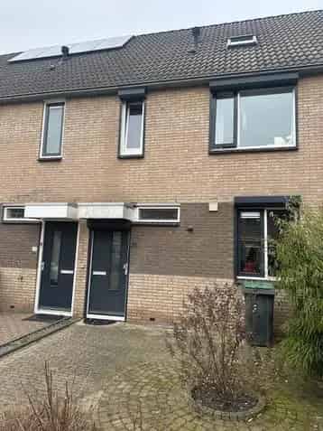 Te Huur 5 Kamer Huis Neptunus Duiven