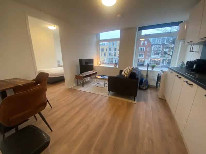 Studio Groningen Damsterdiep 22N - Studenten - 26m²