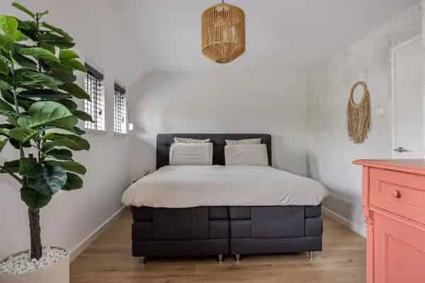 Ruime Familiewoning met 4 slaapkamers Roosendaal