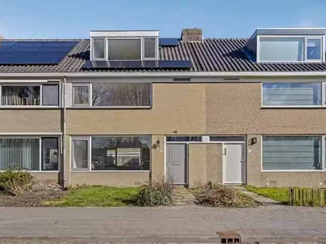 Moderne gezinswoning Hornmeer - Nieuwe keuken en badkamer - Zonnepanelen