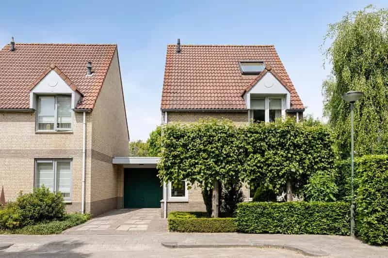 Huis te koop Oisterwijk 5 slaapkamers grote tuin