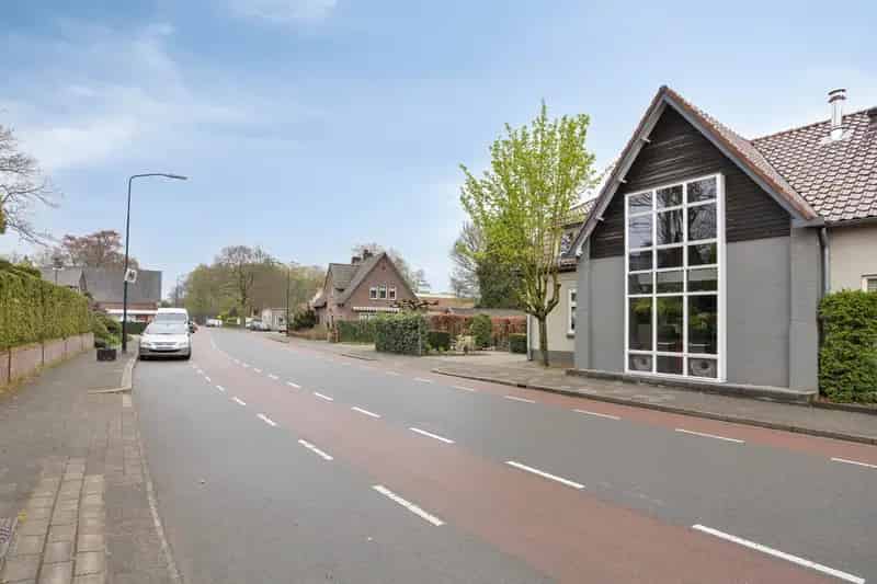 Huis Te Koop , 52, Hoofdweg, Loenen, Gelderland