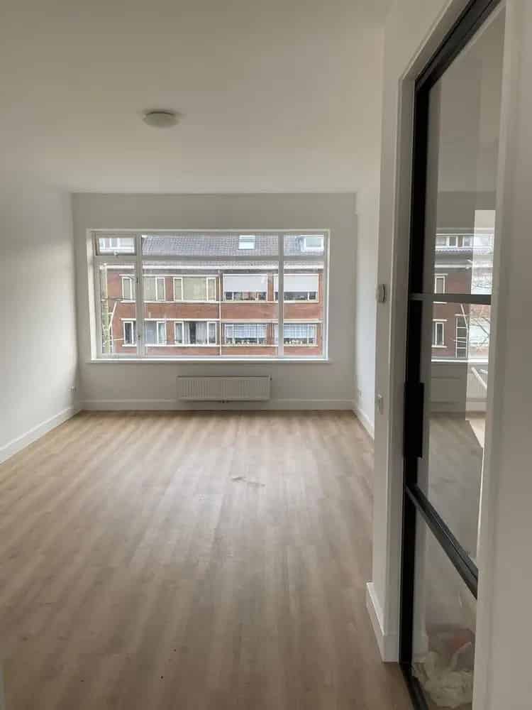 95m2 Appartement Den Haag Laakkwartier Balkon Goede Staat