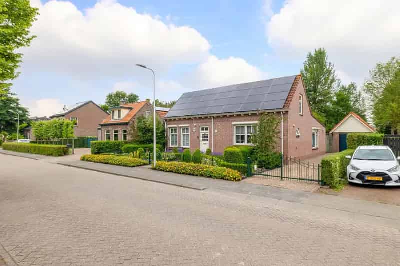 Vrijstaande woning Stad aan 't Haringvliet: Luxe, Ruimte en Rust