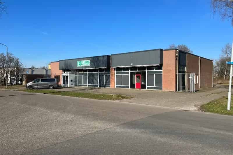 Bedrijfshal te koop Emmen 700m²