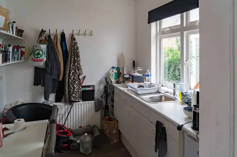 Beleggingsobject Apeldoorn: Winkelpand met Woonruimte en Praktijk