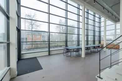 140m2 Bedrijfsruimte te Huur Noordwijk Moderne Showroom Kantoor