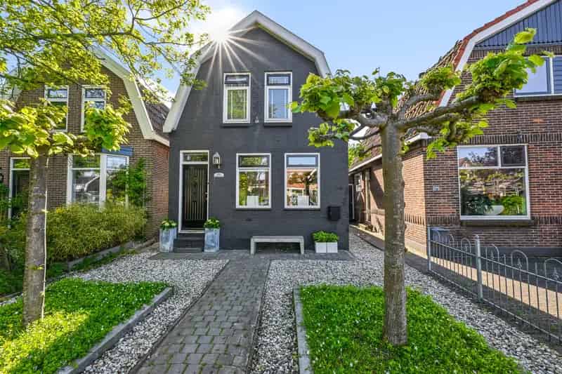 Vrijstaand Jaren 30 Huis Assendelft Grote Tuin 3 Slaapkamers