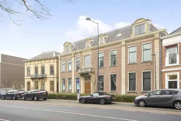 Appartement Delpratsingel Breda  Gerenoveerd  Eigen Parkeerplaats