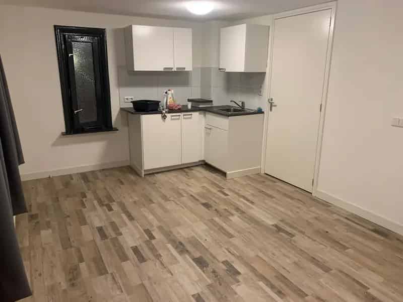 Studio Tilburg Wagenaarstraat 29m2 Aparte Slaapkamer