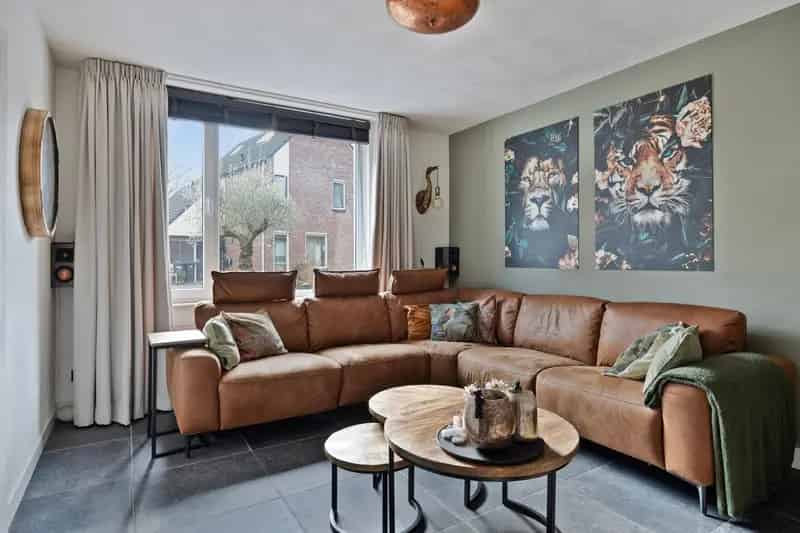 Tweekapper te koop Heeswijk-Dinther 3 slaapkamers moderne keuken tuin