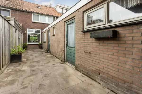 Jaren 30 starterswoning Goor 3 slaapkamers schuur overkapping