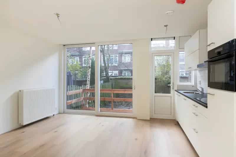 Turnkey woning begane grond ruime tuin moderne keuken energielabel C