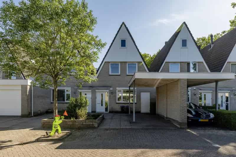 Huis Te Koop , 6, Zaagmolen, Capelle aan den IJssel, Zuid-Holland