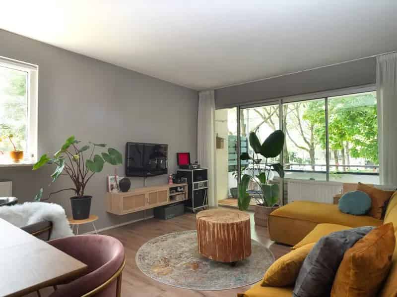 Nijmegen appartement te koop: 2-kamer hoekappartement 57m2