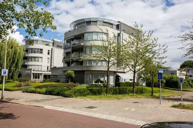 Gemeubileerd Kanaalappartement 105m2 3 slaapkamers Garage