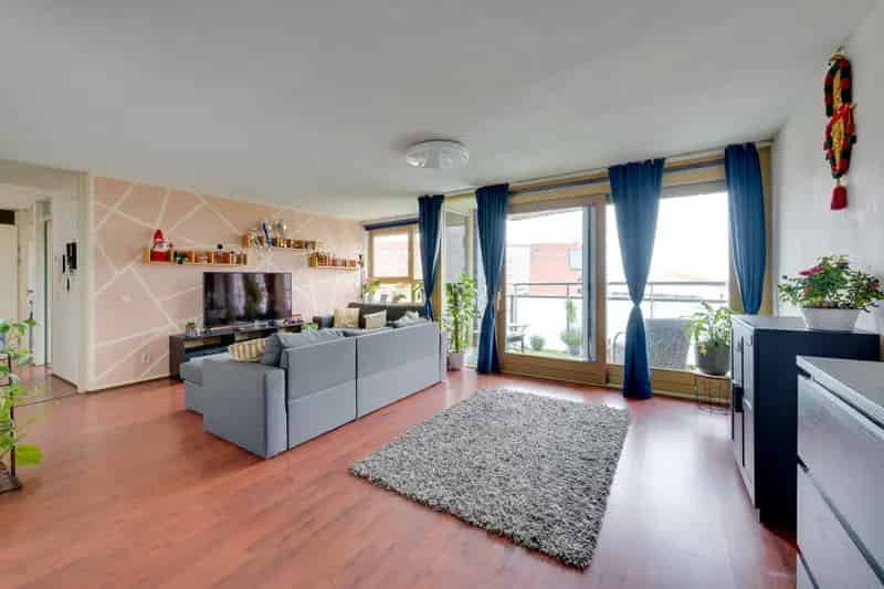 Ruim appartement Almere Centrum 2 slaapkamers balkon parkeerplaats