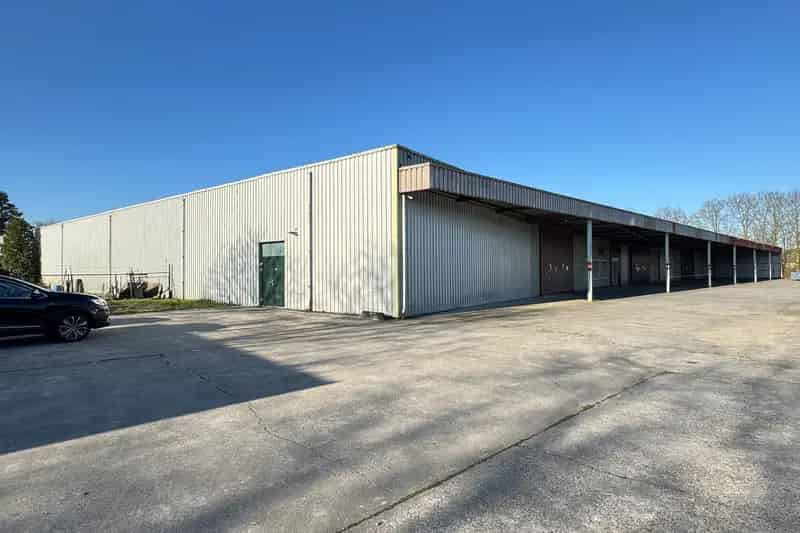 Bedrijfshal 5140 m² te huur Oost West en Middelbeers