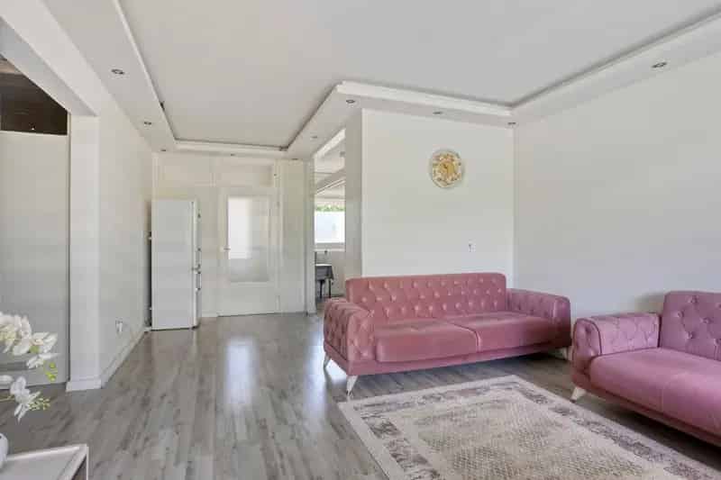 Appartement Amsterdam Noord 3 Slaapkamers Zonnig Balkon 84m2