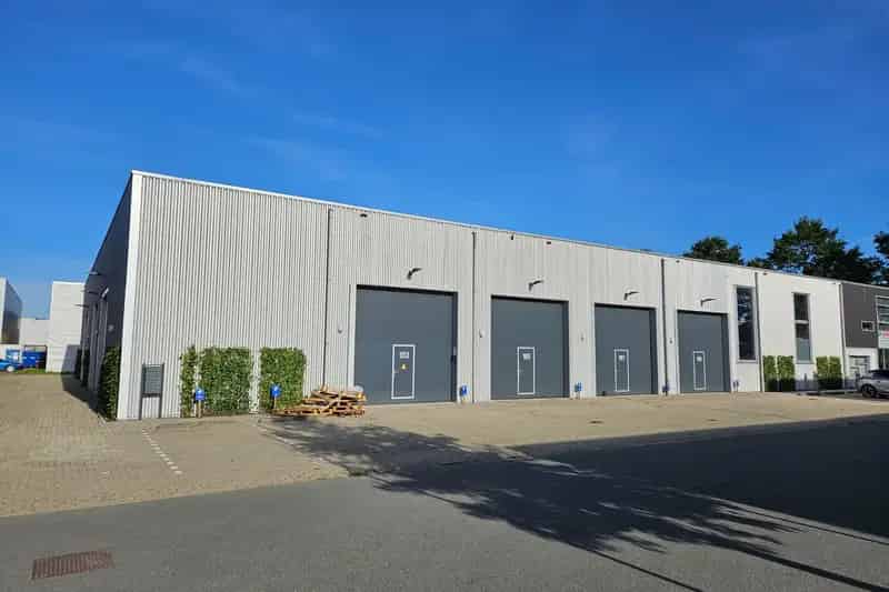 Bedrijfshal Purmerend te huur 110m2 Opslag Lichte Productie