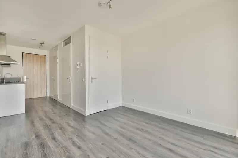 Studio Den Haag Waldorpstraat: Modern en Licht