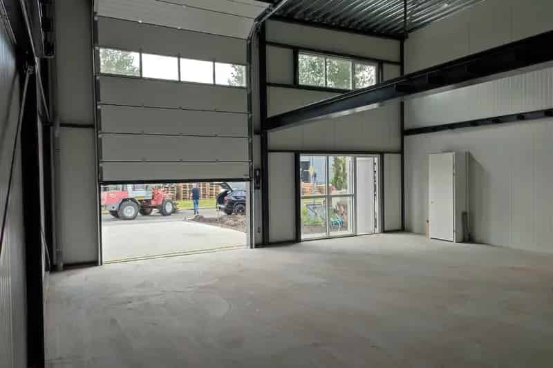 Bedrijfshal Emmen te Huur of Koop A37